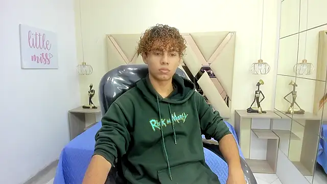 Anyelo Twink online show from February 22, 8:21 pm