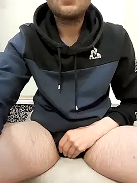 80julien online show from April 19, 6:07 pm