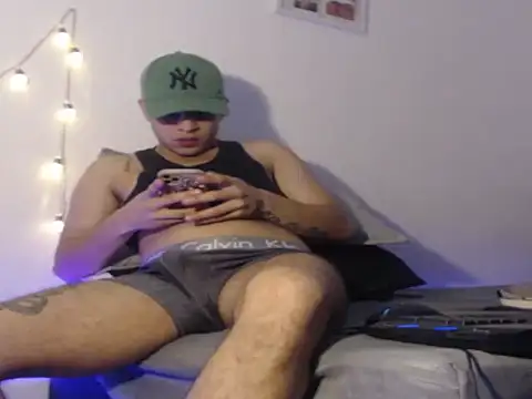 CherryH0ttie online show from March 6, 11:13 pm