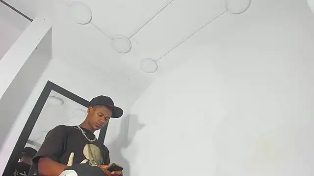 passion black online show from March 26, 7:29 pm