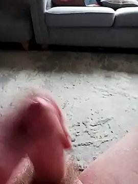 Hertsguy1984 online show from January 18, 12:40 pm