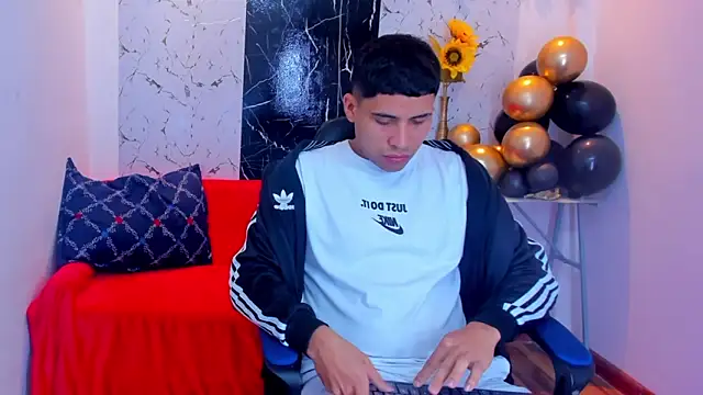 Franco ferrer online show from January 15, 8:07 am