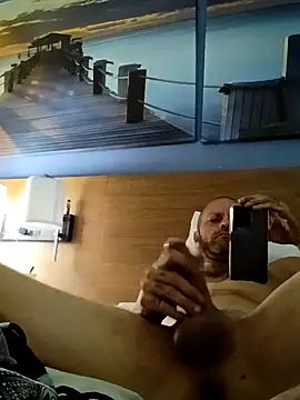 sterng6969 online show from March 15, 1:40 pm