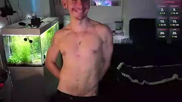 Rayzel White online show from January 18, 11:29 pm