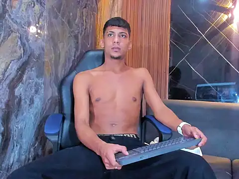 ALEX KEITH26 online show from January 15, 9:39 pm