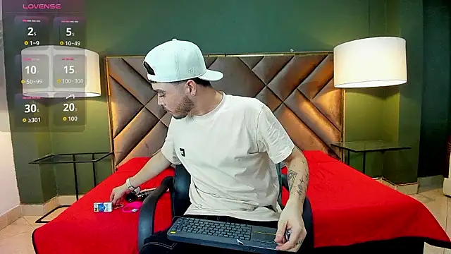 Salvattore Muller online show from March 21, 10:25 pm