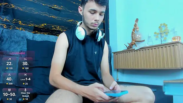 Alhan Twink online show from February 18, 7:55 pm