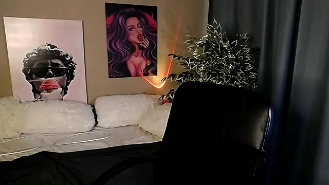 TylerGibson online show from June 4, 3:56 am
