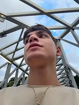 Naim TheKing online show from March 21, 10:36 pm