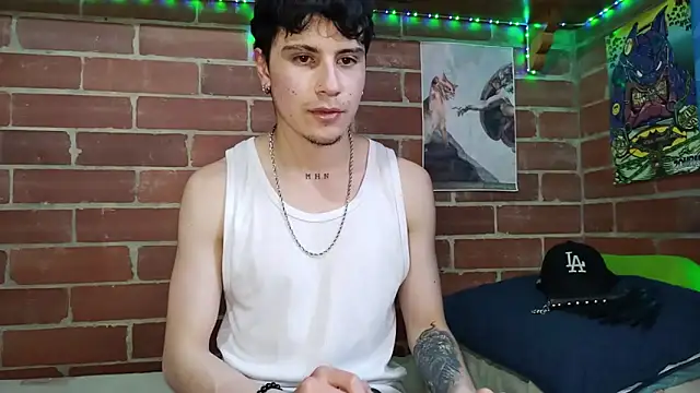 PaulDamico online show from April 16, 9:39 pm