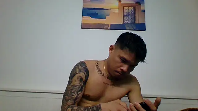 derek0105 online show from March 16, 8:02 pm