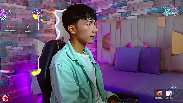 osamu tay online show from March 6, 12:02 pm