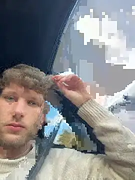 YoungSkinnyBoy20 online show from February 24, 2:18 pm