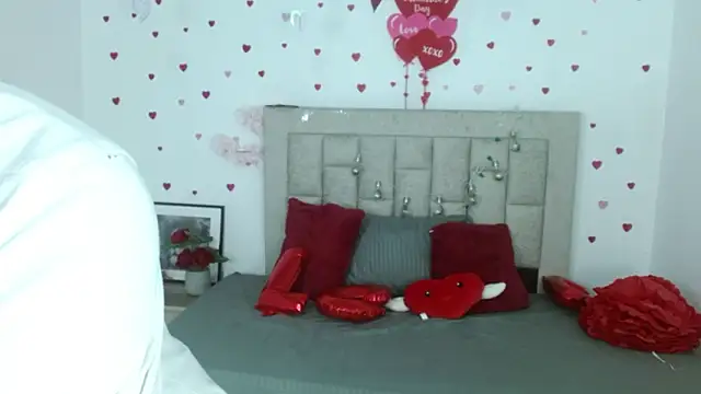 Caius fox online show from March 3, 11:17 am