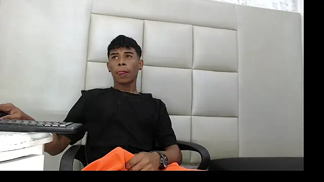 TonnyMarck online show from February 15, 3:24 am