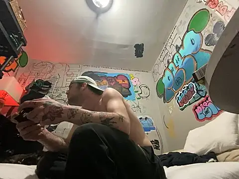 gothboiplzty online show from February 17, 10:03 am