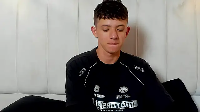 David Roy  online show from March 5, 2:24 pm