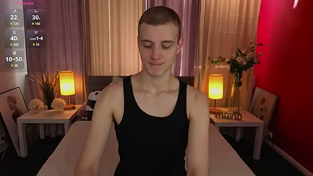 HereAlexColee online show from February 20, 2:19 pm