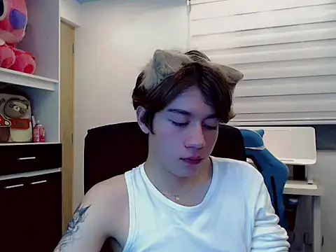 duvisex19 online show from February 21, 11:28 pm