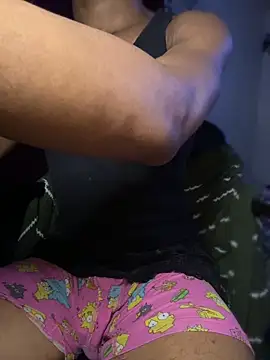 vexahleah online show from April 27, 1:46 am