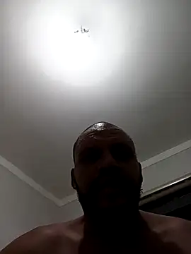 Cris Latrel online show from March 9, 11:43 pm