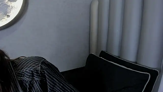 Noha-Smith online show from March 6, 12:51 am