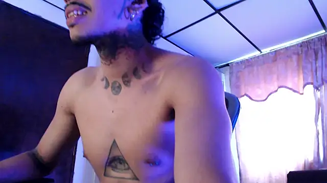 D3v1L88 online show from April 15, 7:58 pm