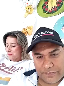 wessAndSandri online show from March 4, 8:05 pm