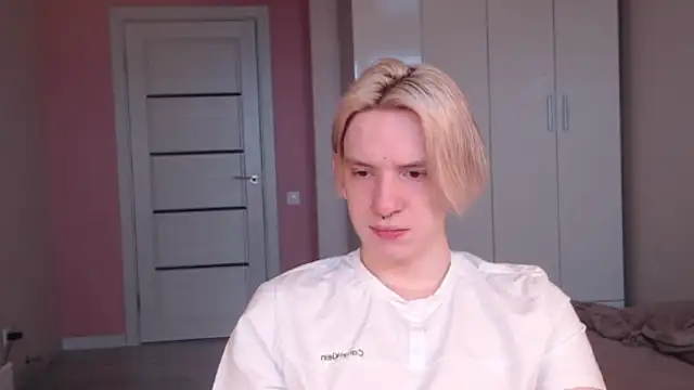 Ron Vilss online show from February 18, 4:21 am