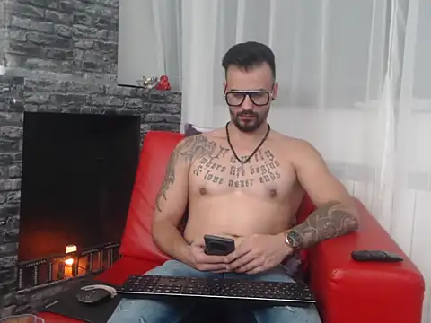 RyanxCole online show from March 17, 11:24 am