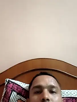 Mumbai handsom92 online show from February 7, 3:07 pm