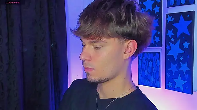 manu  05 online show from April 14, 3:28 am