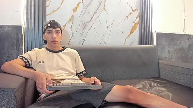 biig boy online show from May 11, 7:22 pm