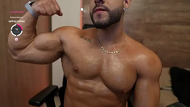 connor h1 online show from April 19, 4:23 am