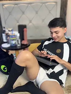 Samu Hott online show from March 10, 8:26 pm