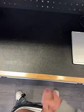 Robertocavall online show from February 20, 3:47 pm