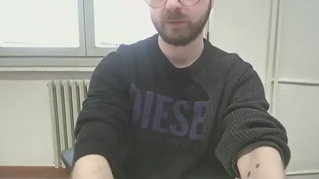 ItalianAlex online show from March 10, 3:18 pm