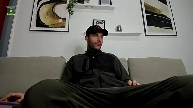 Deymond Russo online show from March 3, 6:32 am