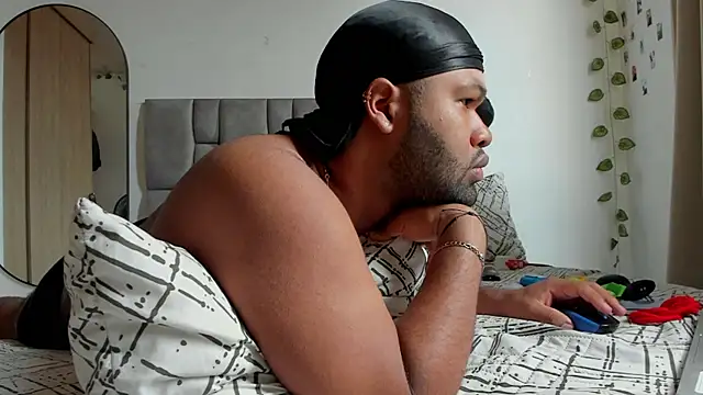 Jeus Stanley online show from April 14, 5:12 pm