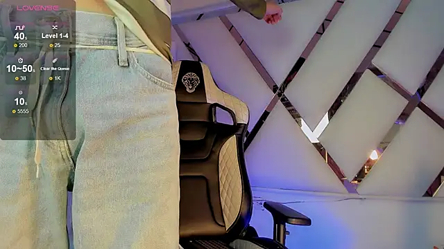 thanier 18 online show from March 29, 7:58 pm