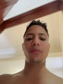 Gael Velaryx online show from February 10, 2:22 pm