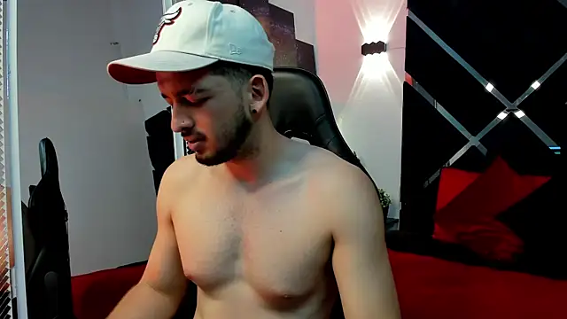 Logan Wolf-js online show from April 8, 12:15 pm
