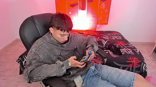 Wesleey-Boy online show from April 20, 7:38 pm