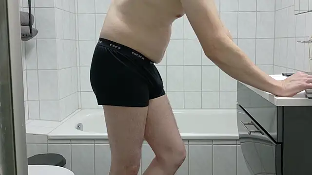 Danny-NDS online show from February 24, 10:05 am