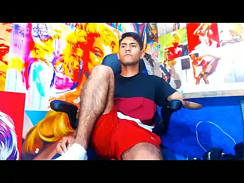 warmNoah online show from February 18, 3:15 am