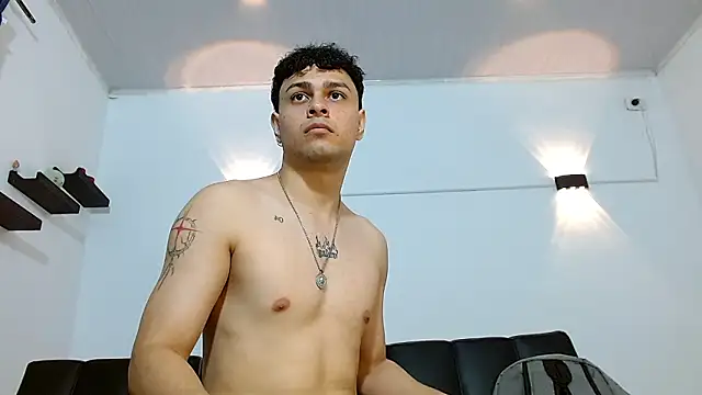 Philip Jons online show from March 11, 11:45 pm