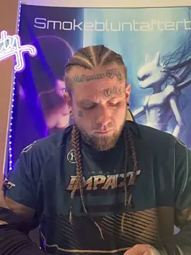 Smokebluntafterblunt online show from April 8, 2:26 pm