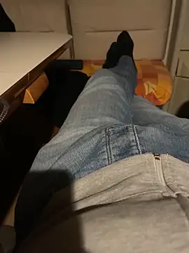 stallone italiano 62 online show from February 21, 10:00 pm