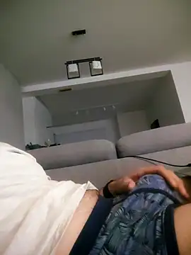 defaktor online show from February 19, 9:33 pm