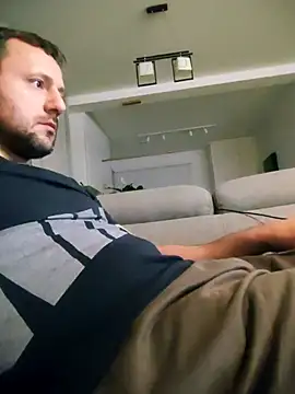 defaktor online show from March 2, 8:38 pm